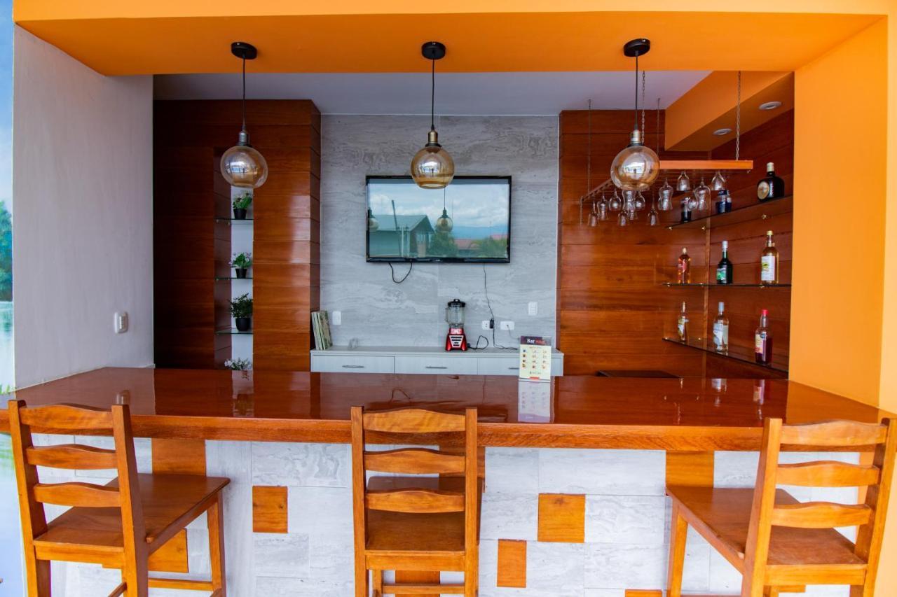 Hotel Nilas Tarapoto Eksteriør bilde